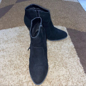 ROUGE ANKLE BOOTS /BLACK SUEDE